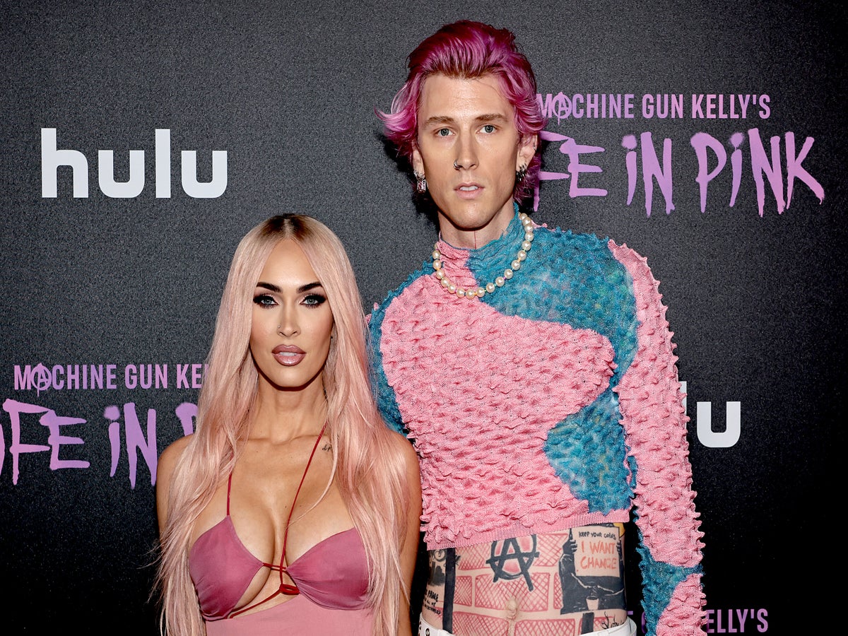 Megan Fox Masters the Bra Top Trend While Supporting Machine Gun Kelly