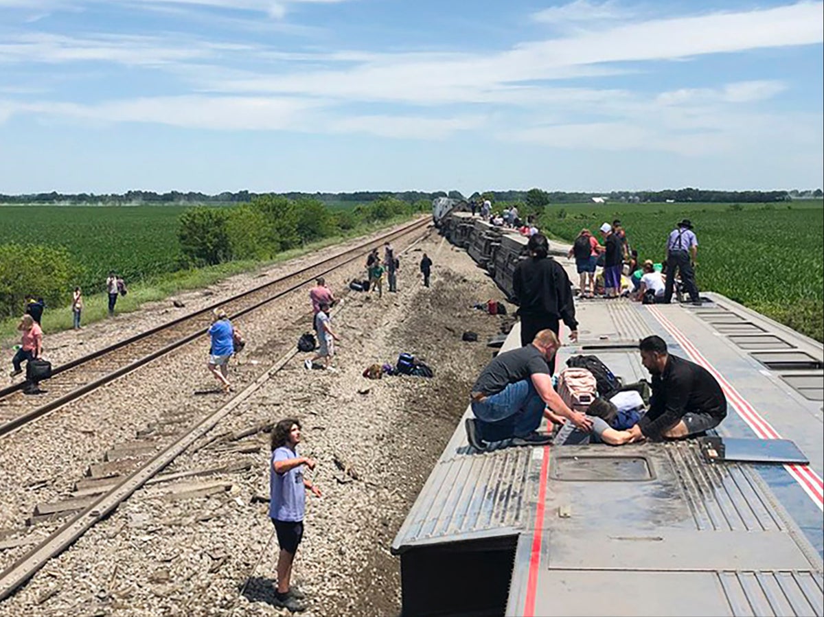 Amtrak was going at 87mph before collision in Missouri, says investigators