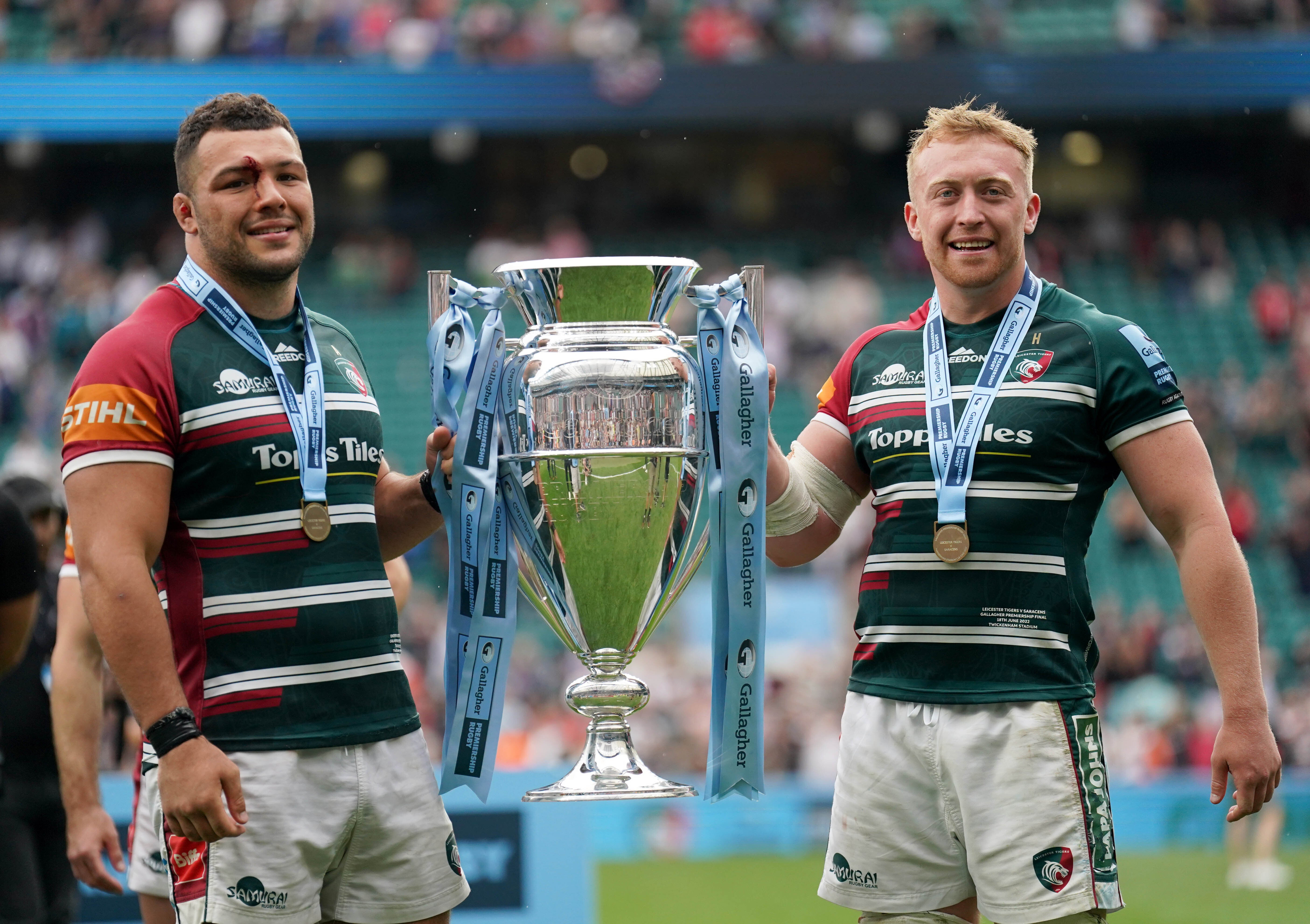 Tommy Reffell (right) celebrates with Leicester captain Ellis Genge after winning the Premiership title