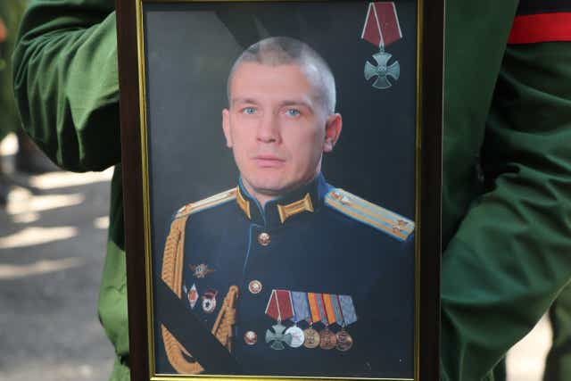 El teniente coronel Pavel Kislyakov, de 40 años, fue enterrado en Moscú el jueves.