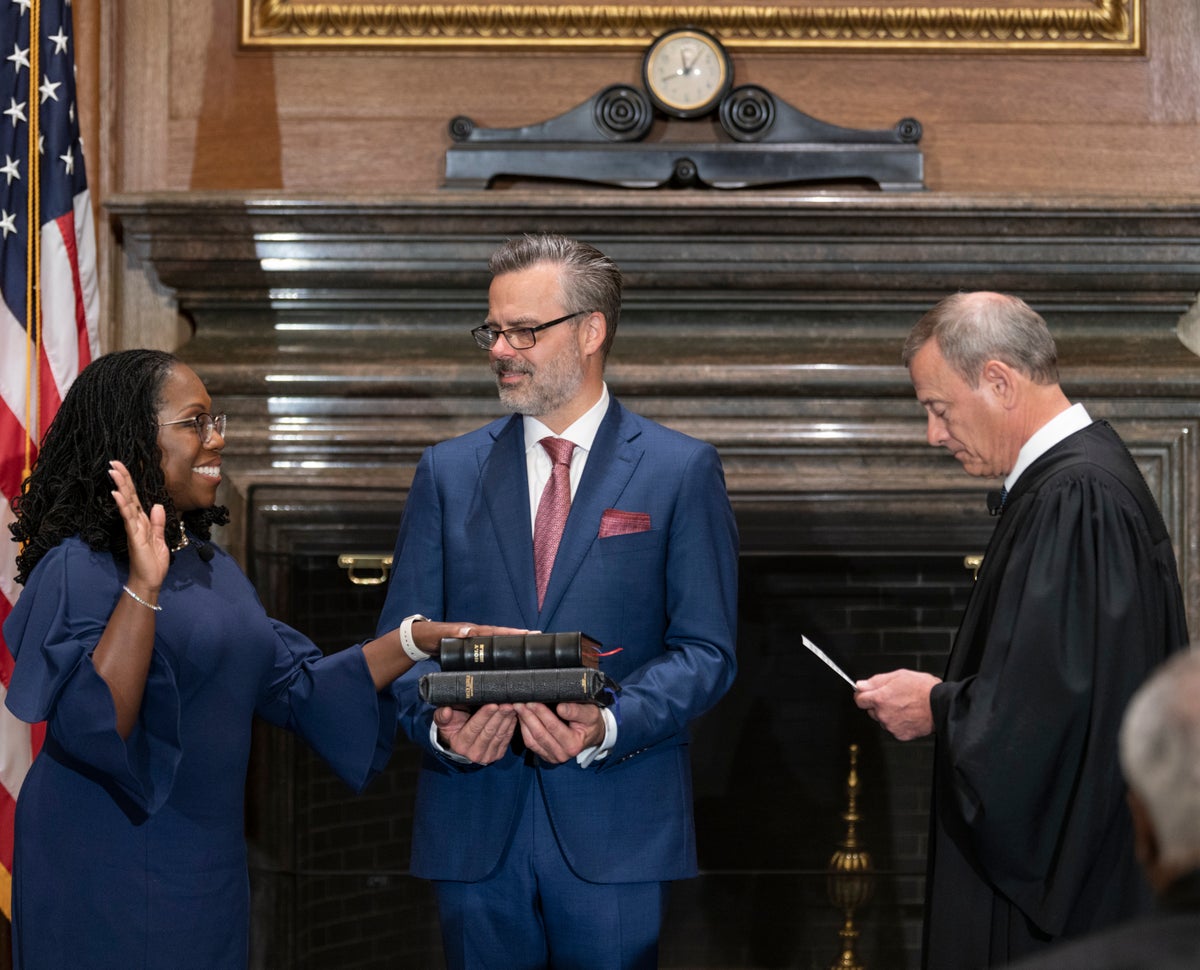 Ketanji Brown Jackson sworn in as US Supreme Court justice