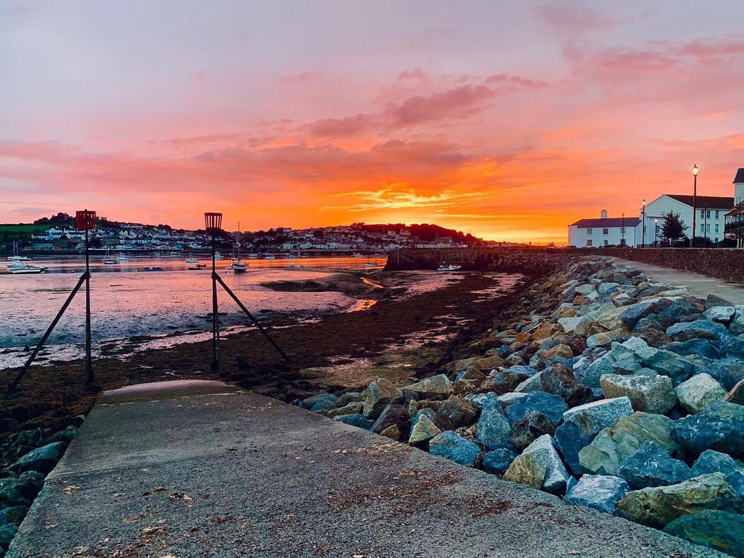 With superb estuary views of Appledore and Bideford, this quintessential north Devon inn is a must-visit