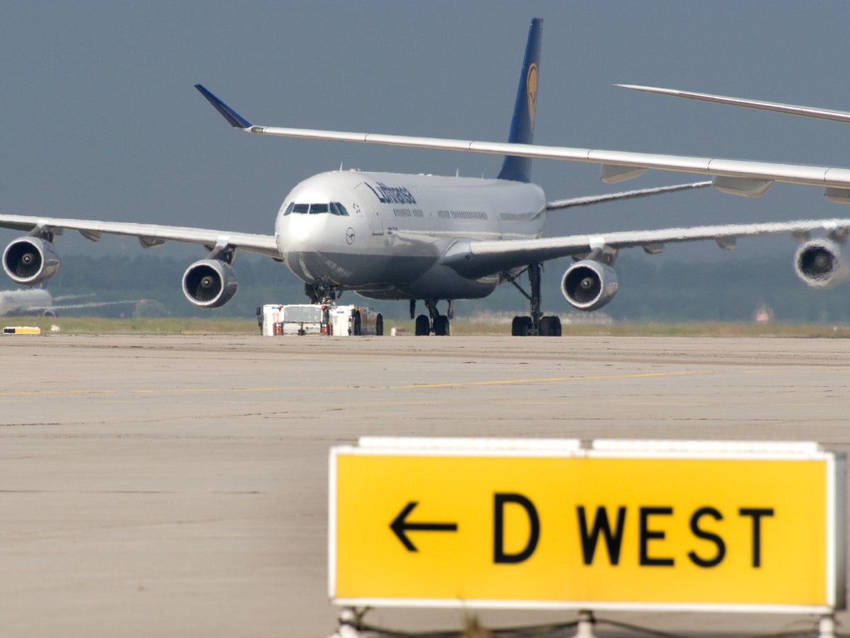 Lufthansa pilots’ strike causing flight chaos through the weekend
