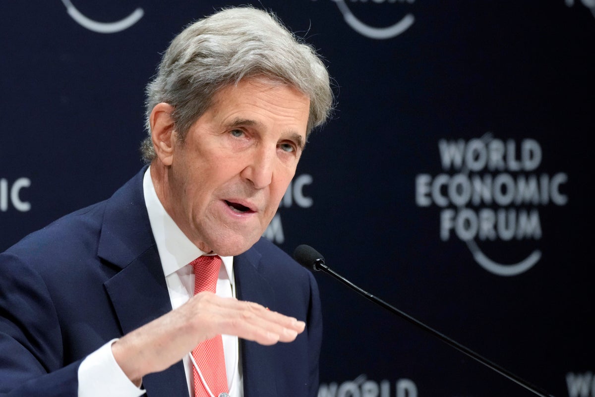 Kerry, ABD'deki iklim gerilemelerinin yurtdışındaki çalışmaları yavaşlattığını söyledi