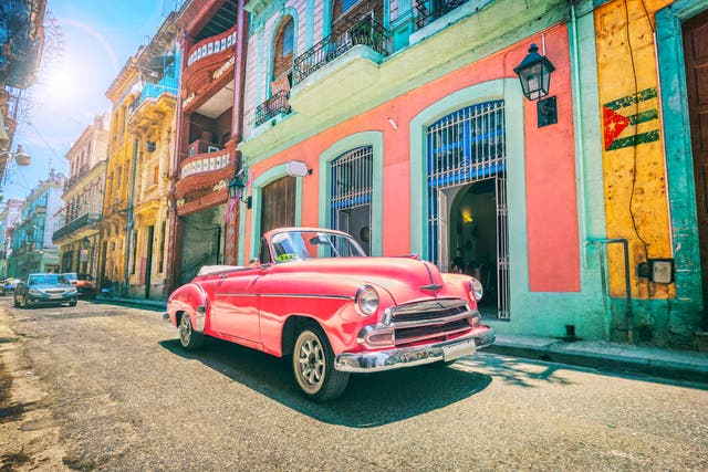 <p>A vintage car in the streets of Havana</p>