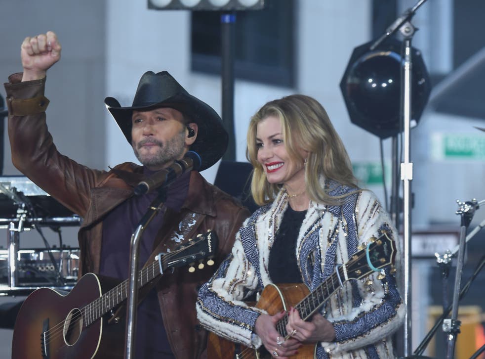 <p>Faith Hill and Tim McGraw performing in New York City in 2017</p>