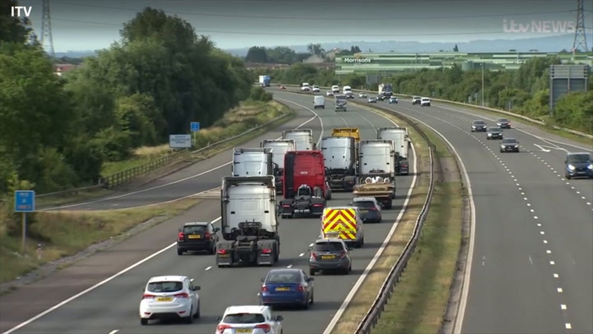 Convoy of HGV drivers block all three lanes of M5 in protest over fuel prices