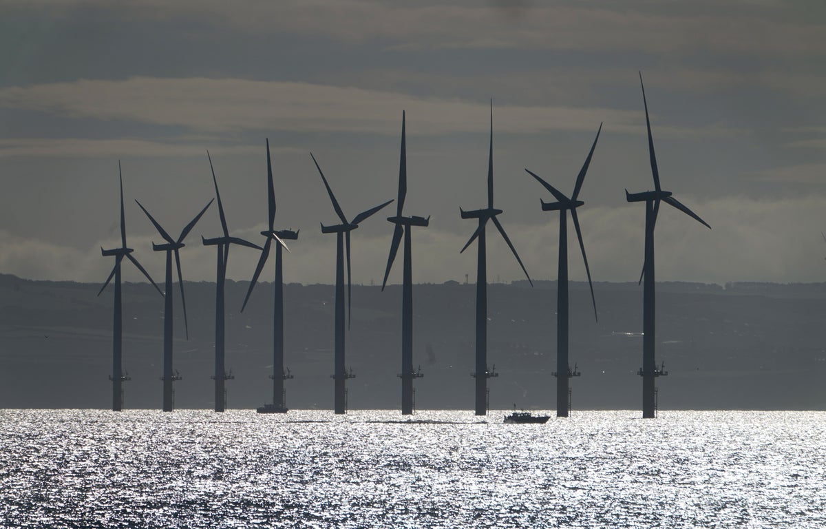 Crown Estate sets out five potential areas for floating offshore wind schemes