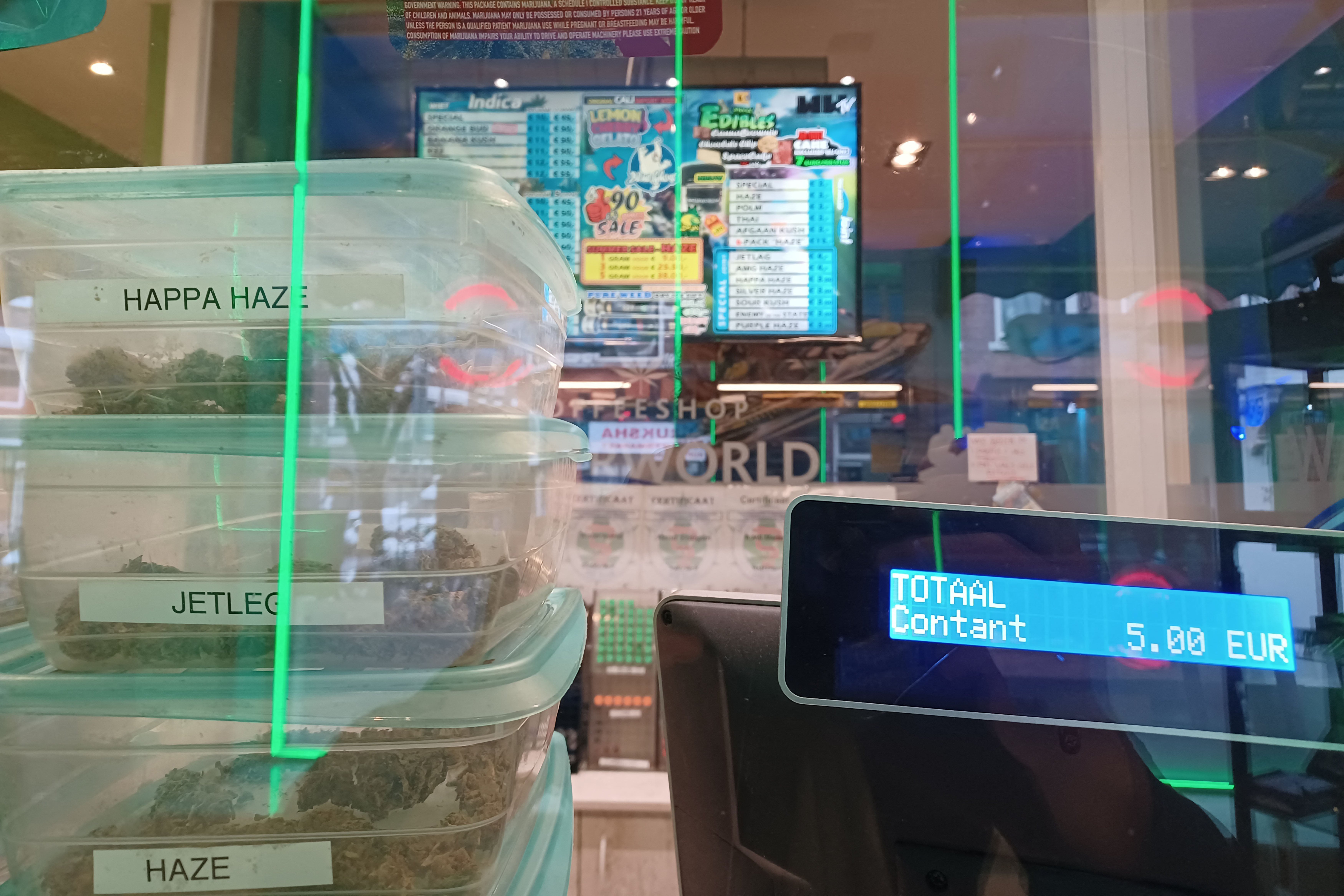 Different type of cannabis for sale in The Hague