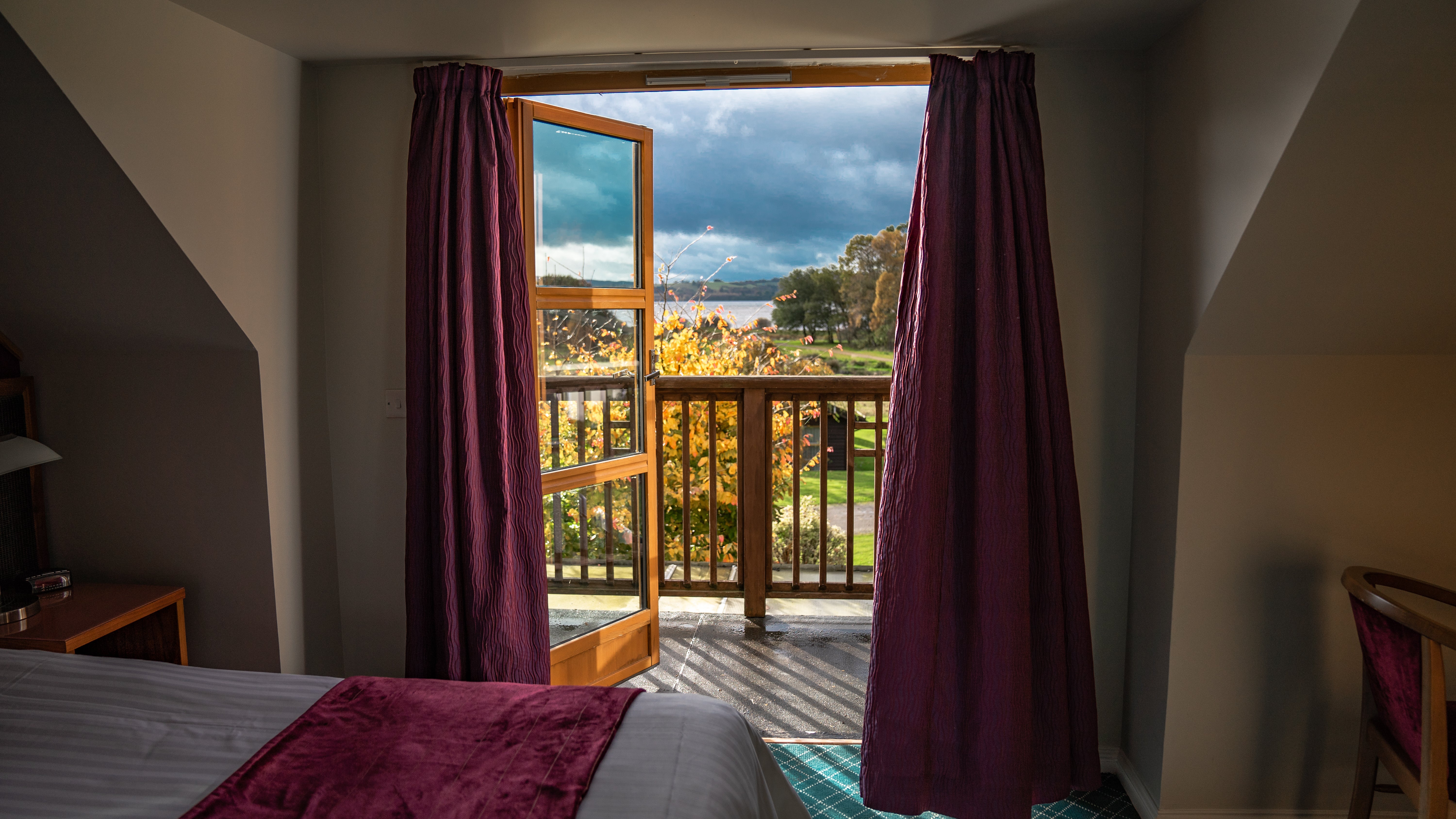 Wake up to a spectacular view on the waterfront
