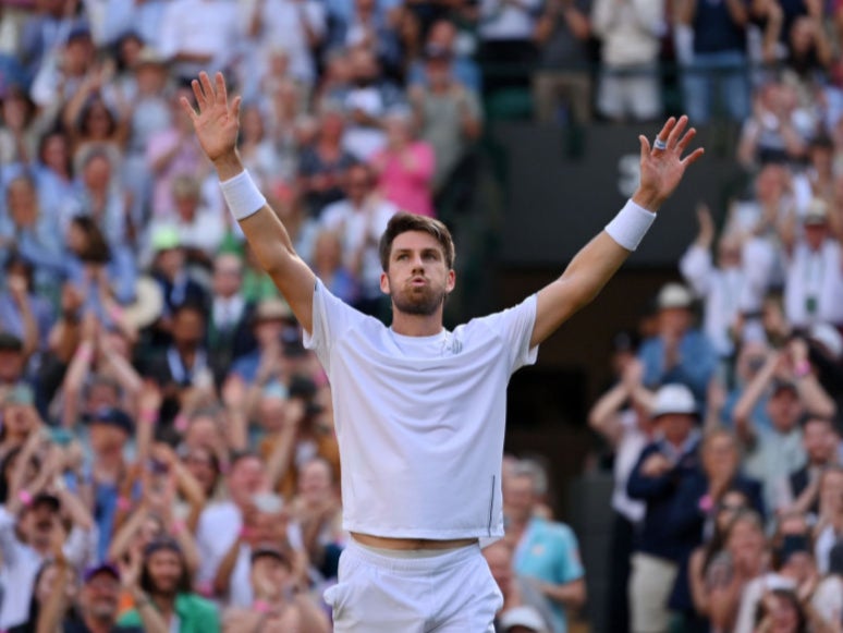 Cameron Norrie celebrates his victory