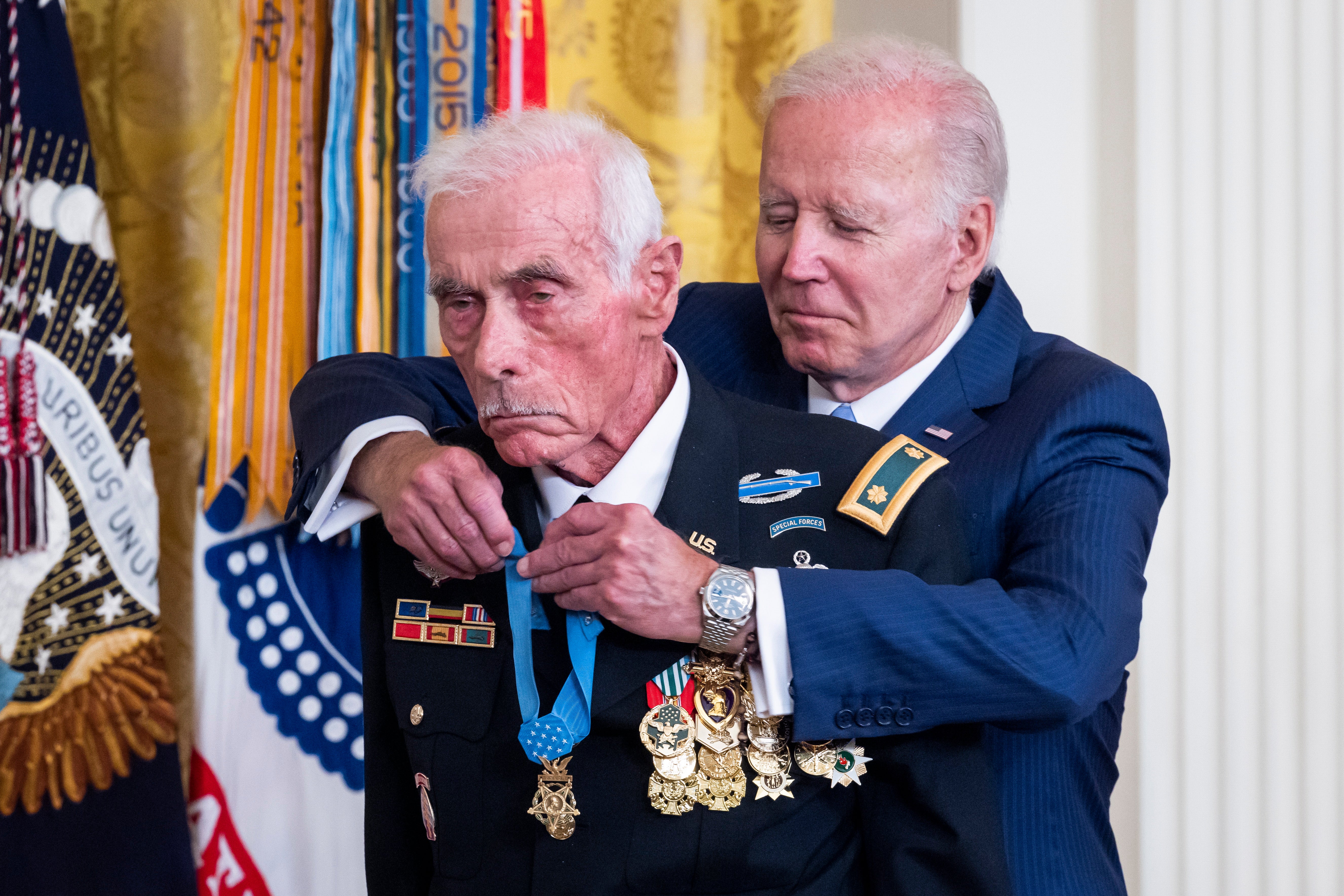 US President Joe Biden awards the Medal of Honor to Major John J. Duffy, who fought in the Vietnam War, in the East Room of the White House in Washington, DC, USA, 05 July 2022. In addition to Duffy, Biden awarded the medal to three other Vietnam veterans. EPA/JIM LO SCALZO / POOL