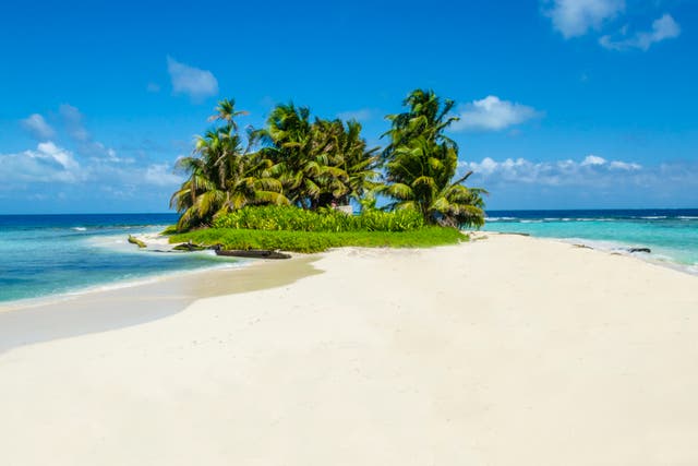 <p>Experience a tropical island escape in Belize</p>