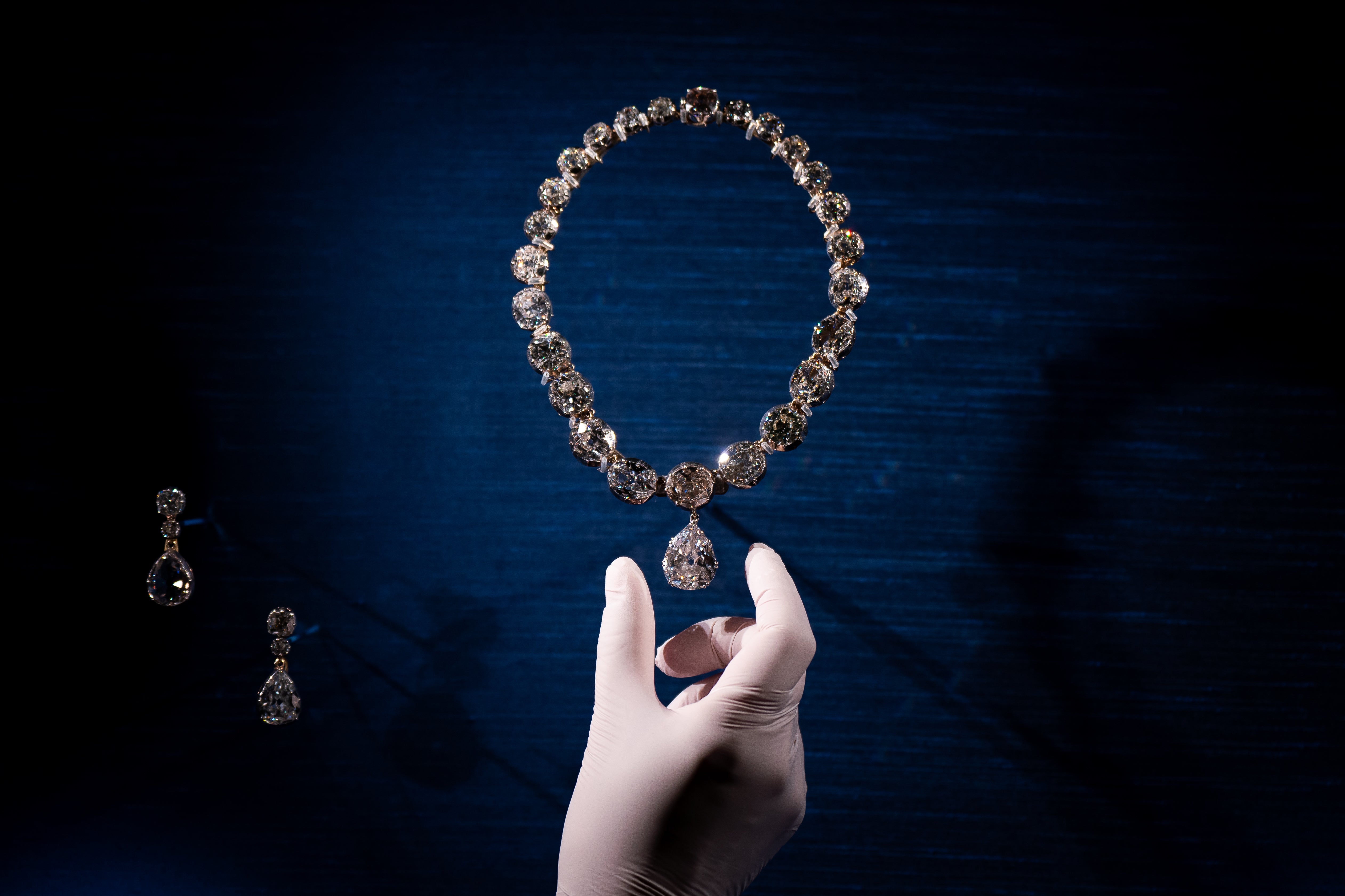 The Queen’s Coronation necklace and earrings on display at Platinum Jubilee: The Queen’s Coronation (Aaron Chown/PA)