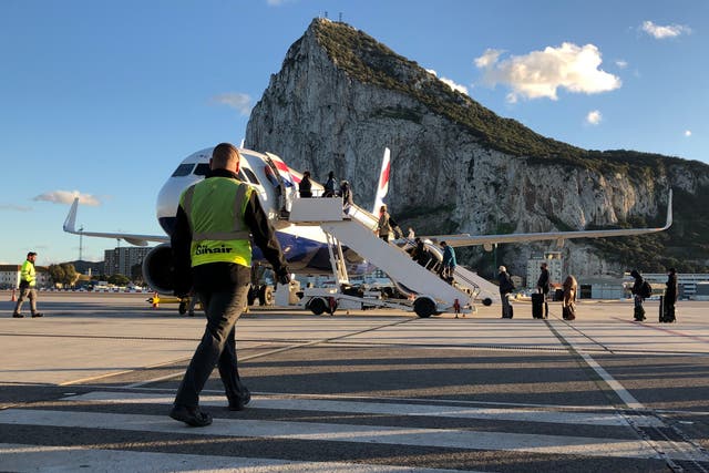<p>Rock solid? A British Airways Airbus A320 at Gibraltar airport</p>
