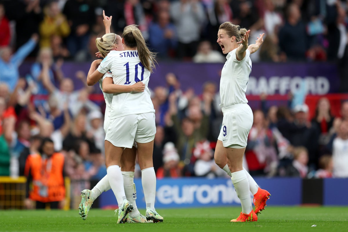 Beth Mead goal edges England past Austria as hosts get Euro 2022 off to winning start