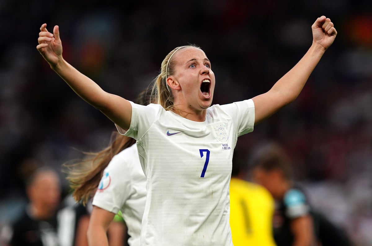 Beth Mead scores winner as England start home Euros with win over Austria