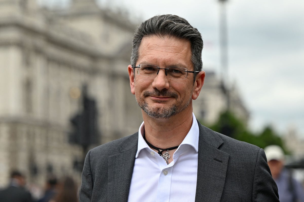 Tory MP Steve Baker says he is 'implores' to join any race to succeed Boris Johnson