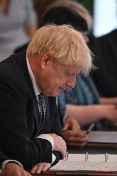 Live: Boris Johnson finally resigns in wake of fresh exodus of ministers