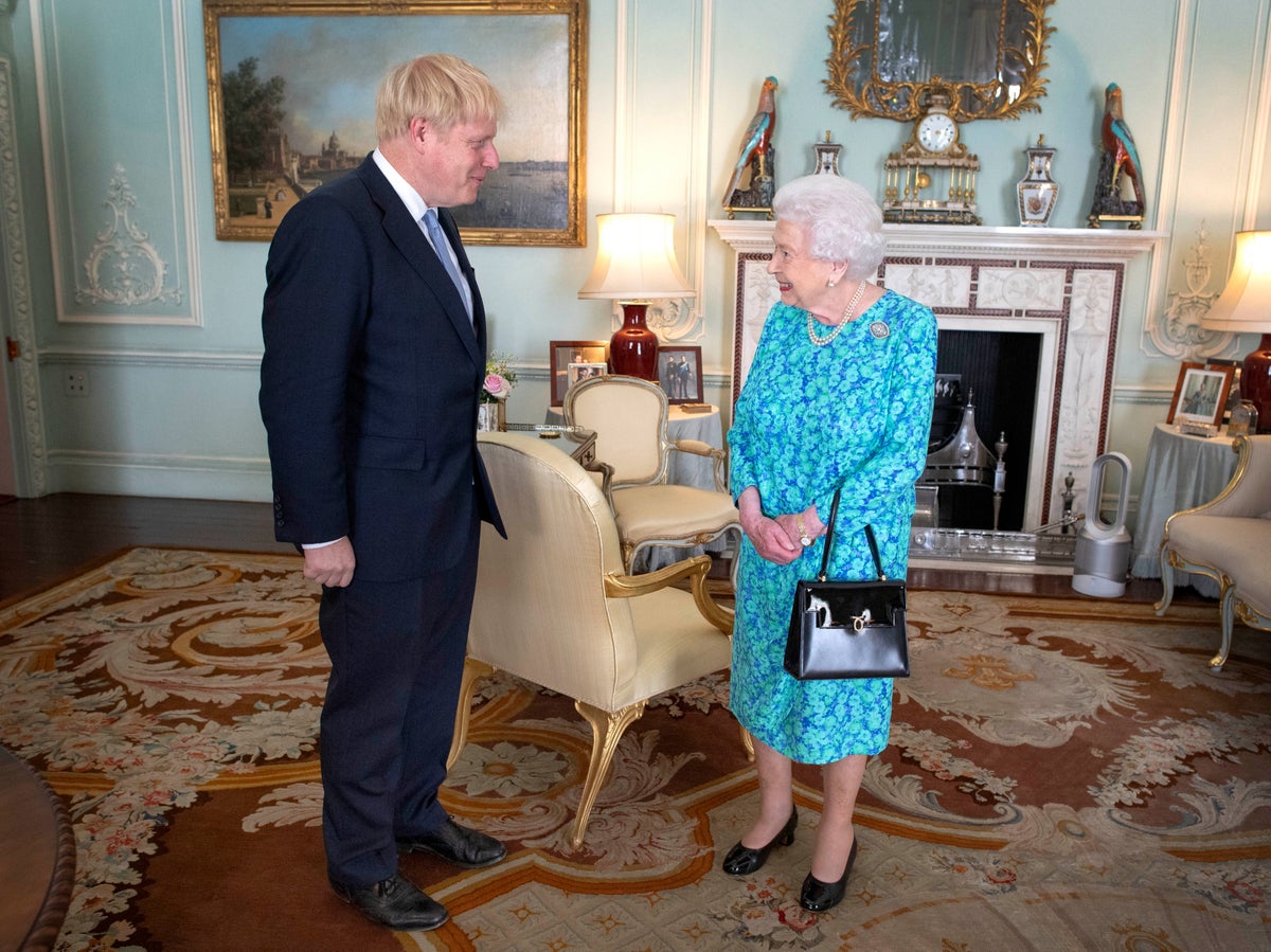 The Queen's role in the departure of Boris Johnson and the appointment of the new Prime Minister