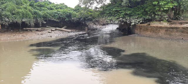 <p>Municipal waste being discharged in the Ganges near Dakshineswar in West Bengal, India</p>