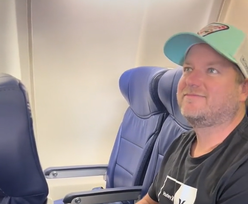 US passenger shares his tip for getting more space