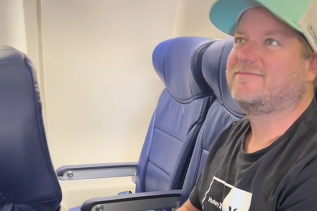 <p>US passenger shares his tip for getting more space </p>