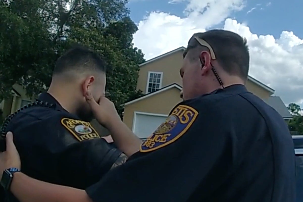Moment Florida police officer is arrested for drunk driving on his way ...