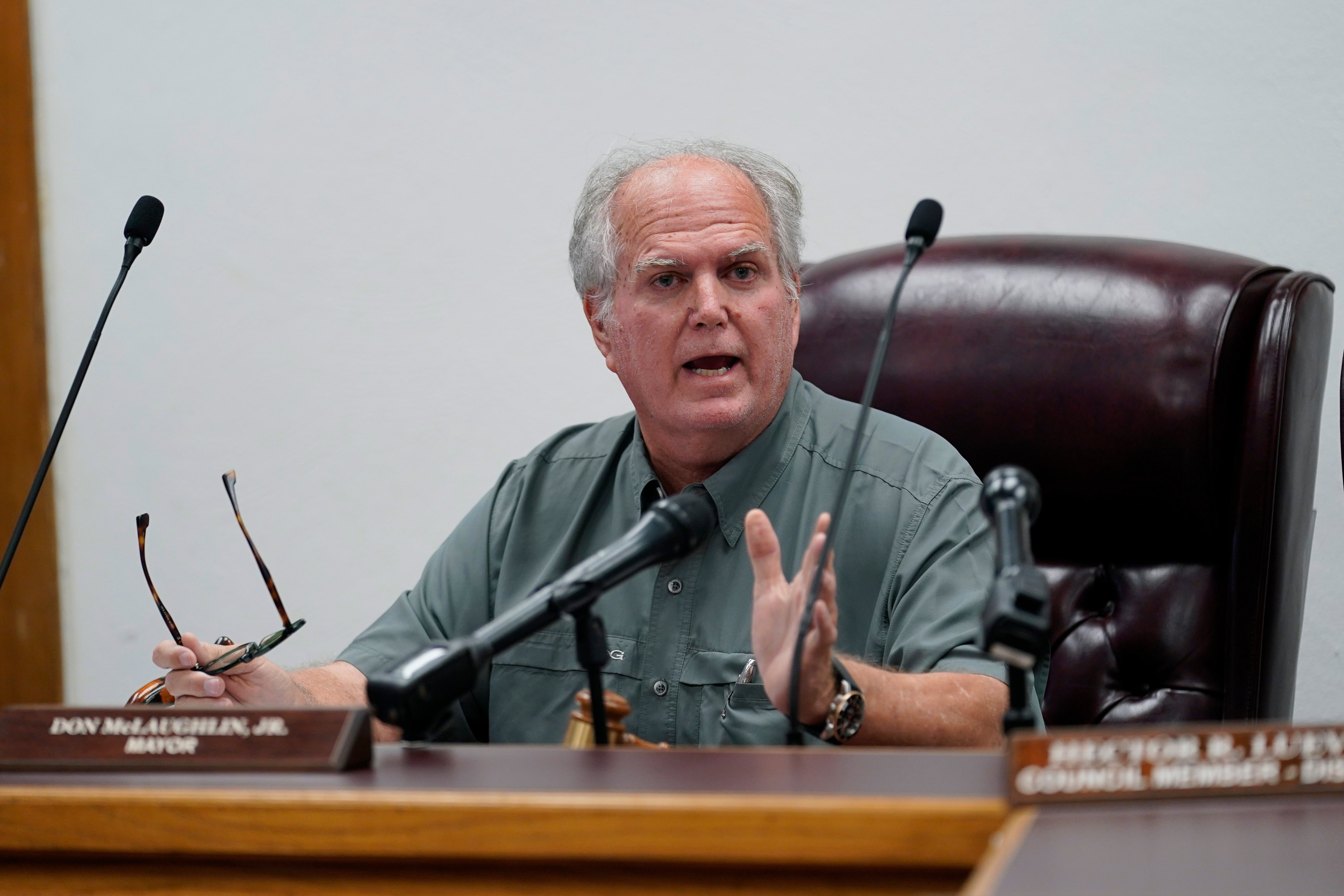 Uvalde Mayor Don McLaughlin at a city meeting in June