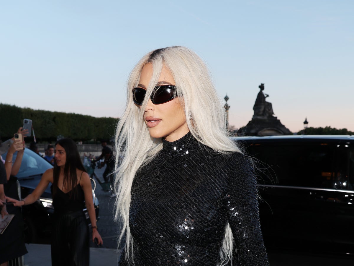Fans mock Kim Kardashian’s helmeted Balenciaga look during Paris Fashion Week