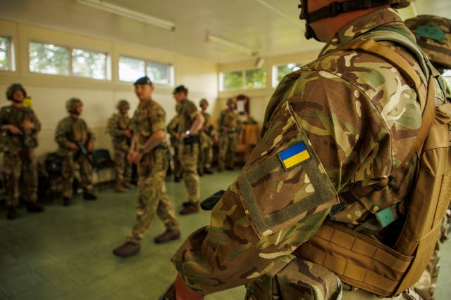 Image of Ukrainian soldiers seen here receiving training at a facility in the UK (MOD)