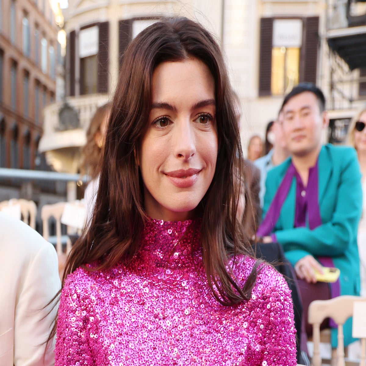 Anne Hathaway praised for 'Barbie' pink look at Valentino Couture show |  The Independent
