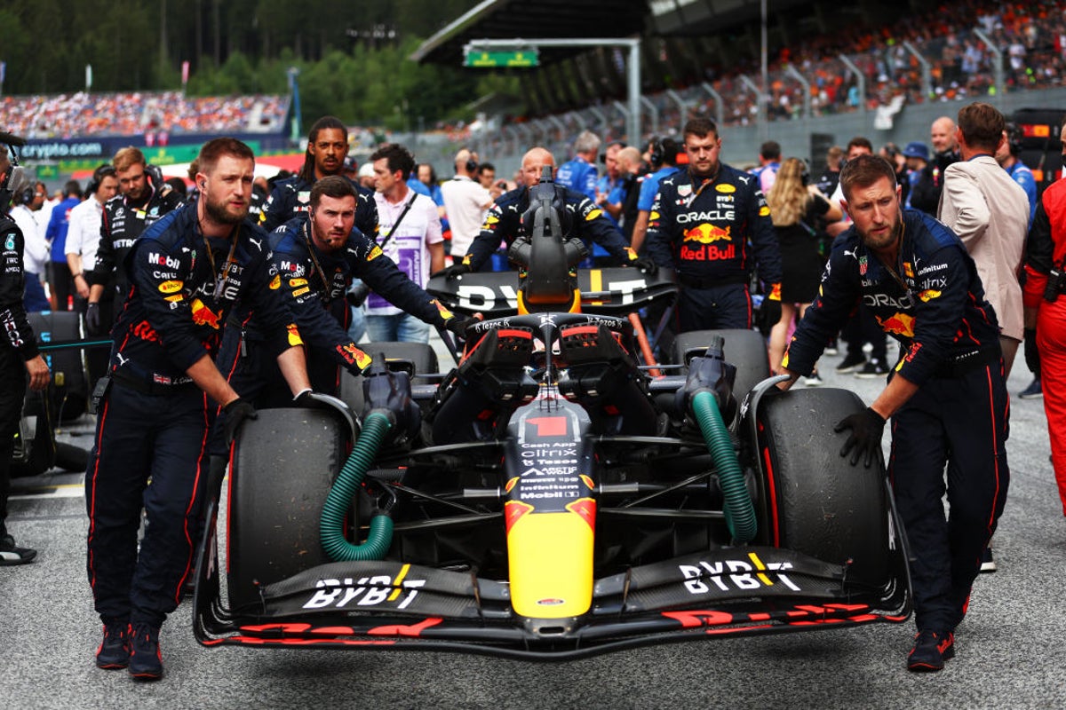 F1 LIVE: Lewis Hamilton berates fans cheering crash ahead of Austrian Grand Prix with Max Verstappen on pole