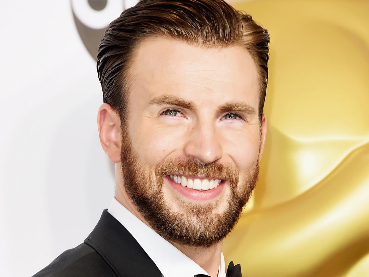 Chris Evans superbly shuts down speculation he’ll return as Captain America