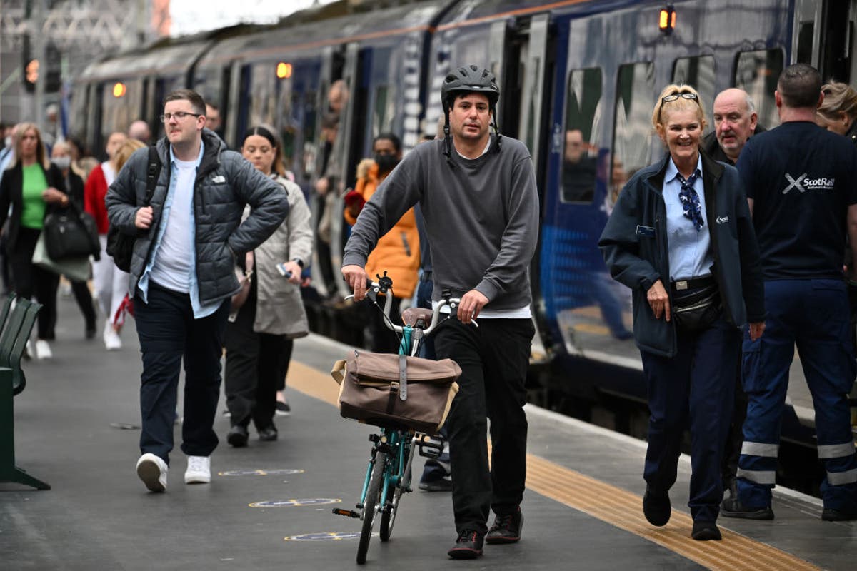 Voices: The government’s answer to breaking the rail strikes could put lives in danger Voices: The government’s answer to breaking the rail strikes could put lives in danger