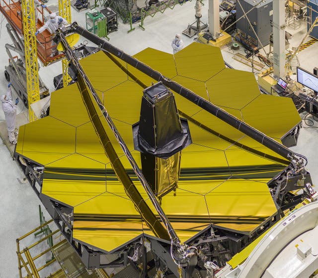 <p>The James Webb Space Telescope primary mirror </p>