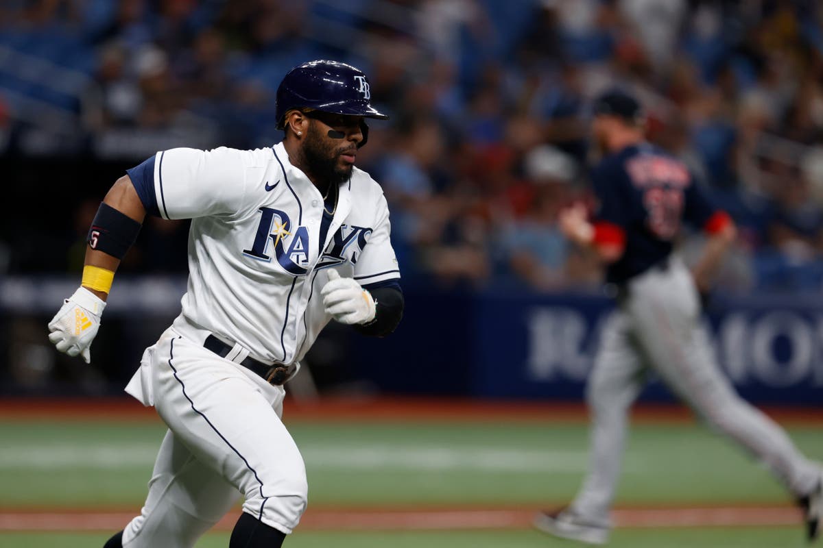 MEDIAS_ROJAS-RAYS_87837.jpg?quality=75&width=1200&auto=webp