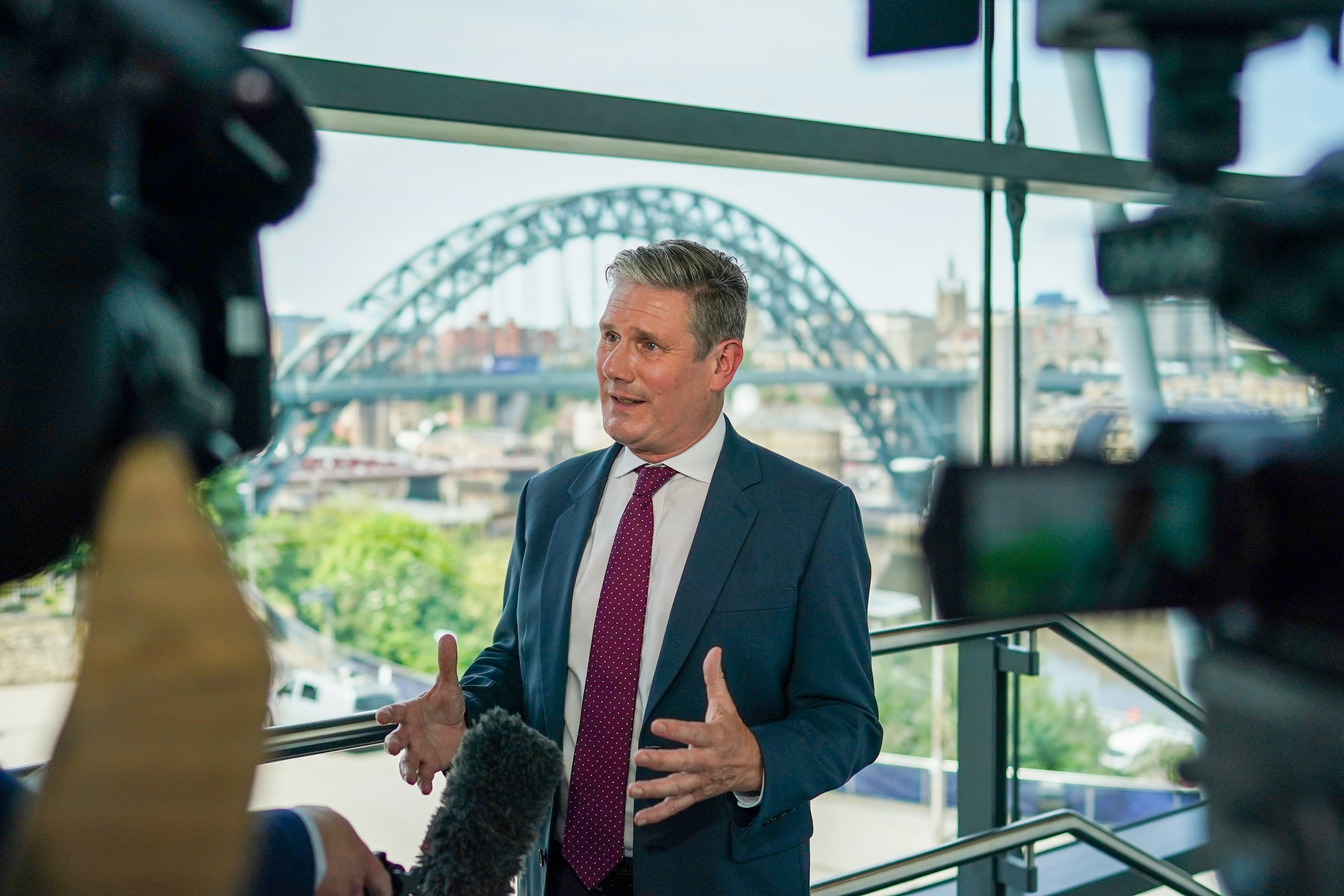 Sir Keir Starmer will table the motion of no confidence on Tuesday and seek a vote on Wednesday