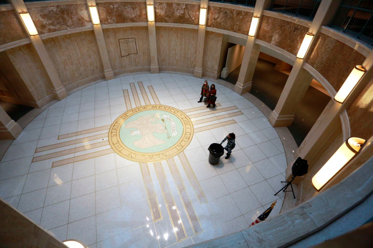 Doctors urge access to psychedelic therapies in New Mexico