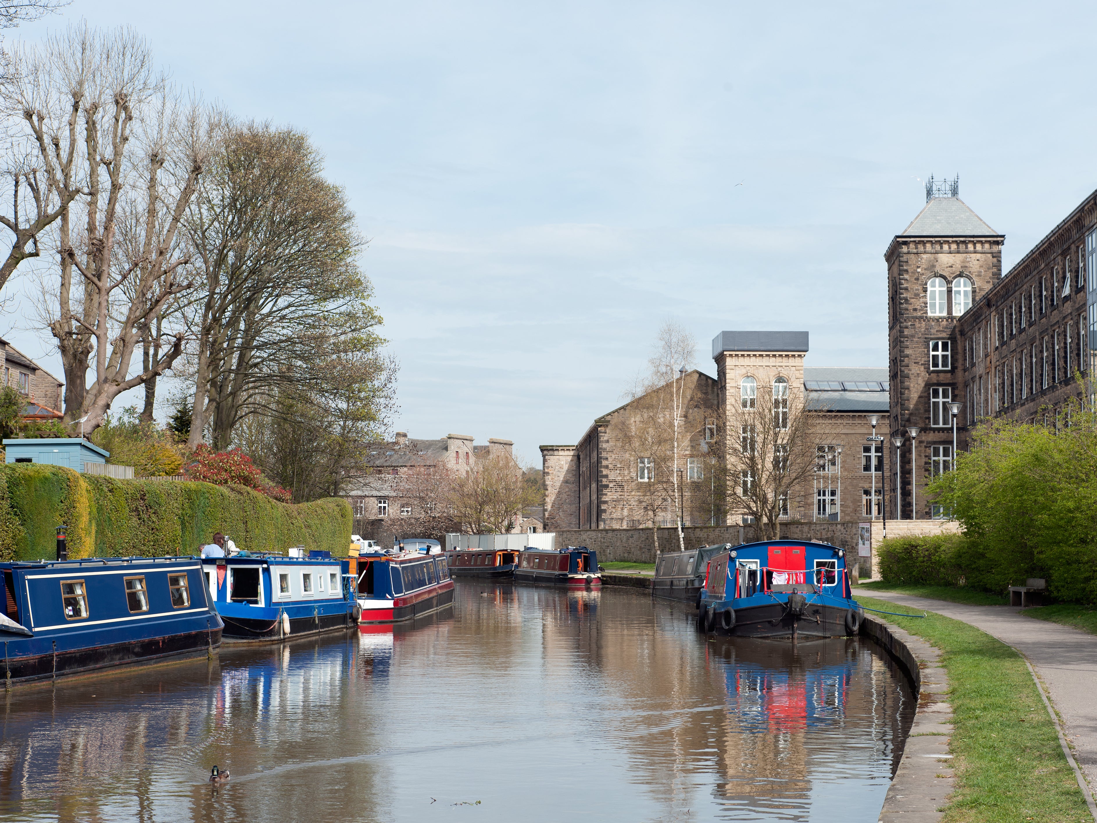 Boats could become stuck on parts of the UK’s longest canal amid water shortages