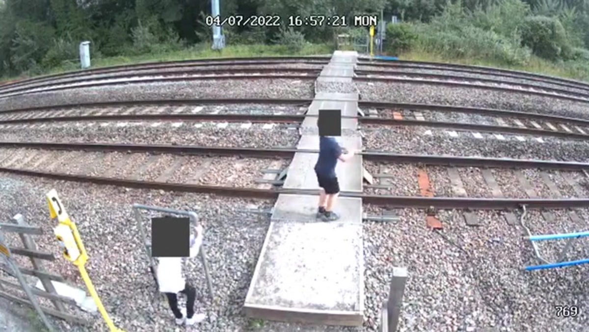 Shocking CCTV footage shows children playing on train tracks in Oxfordshire