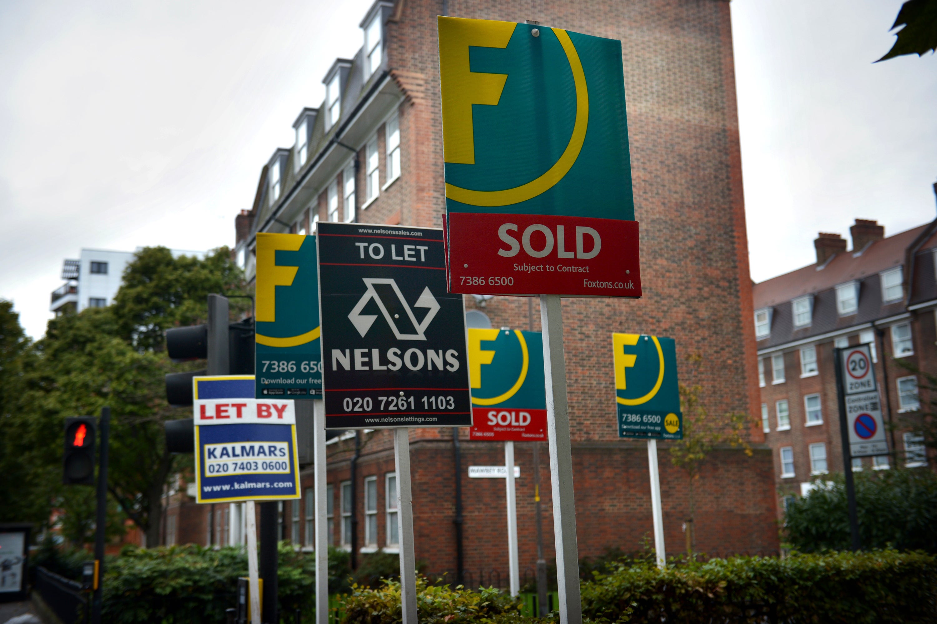 The average rent being asked across Britain, excluding London, has hit a record of £1,126 per calendar month, according to Rightmove (Anthony Devlin/PA)