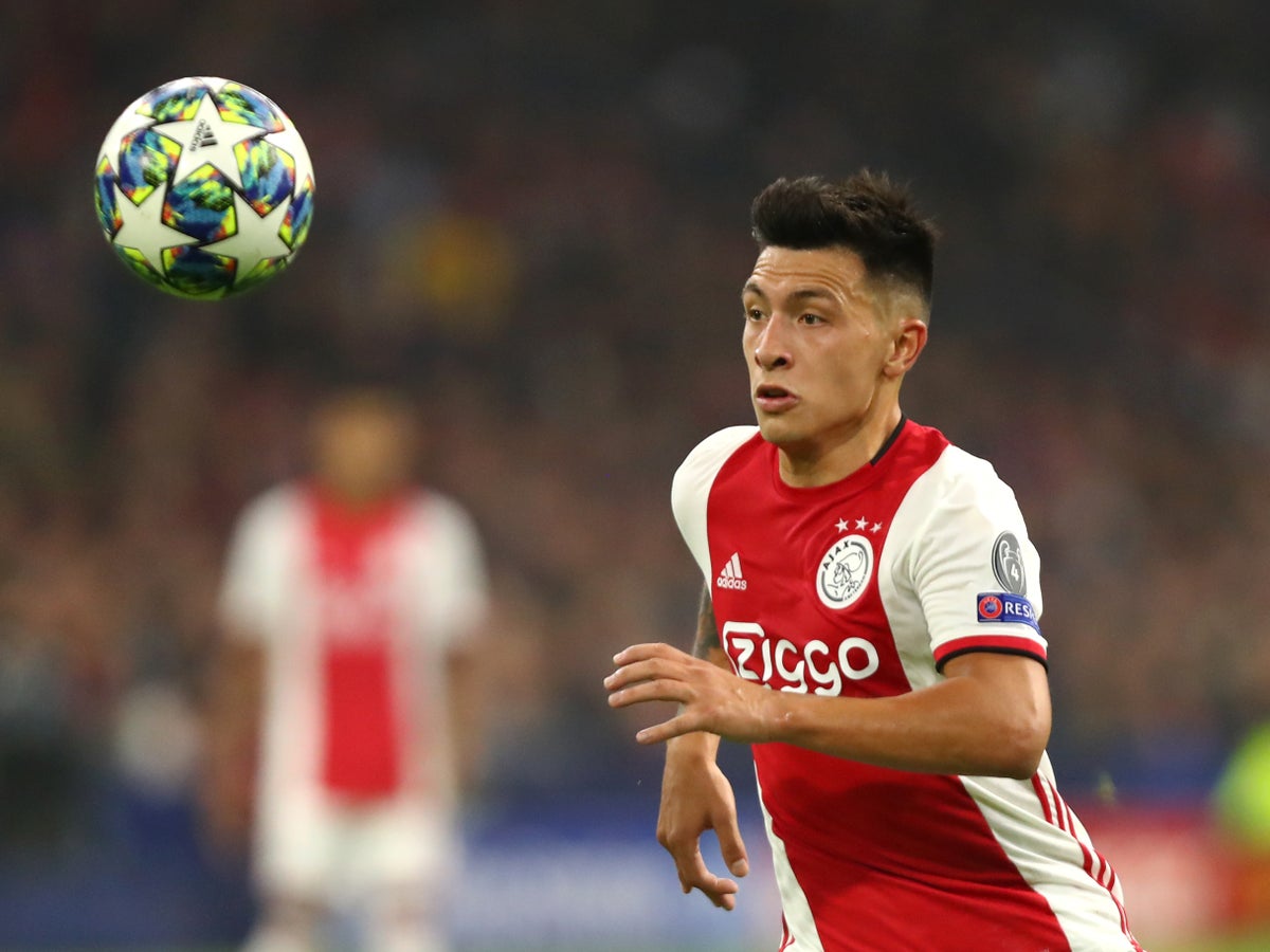 Lisandro Martinez: Manchester United closing in on Ajax defender after advanced talks