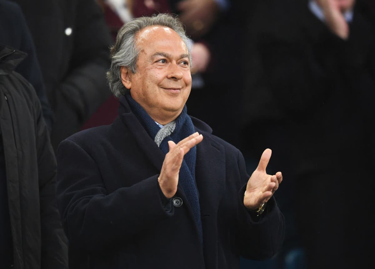 Everton owner Farhad Moshiri insists club is not for sale in open letter to fans