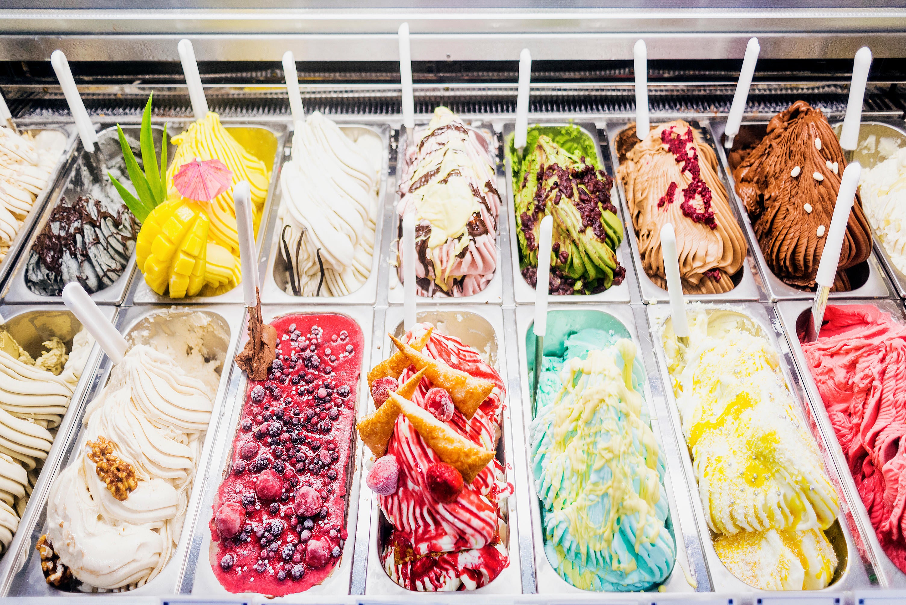 Italian gelato ice cream display in a shop. (Alamy/PA)