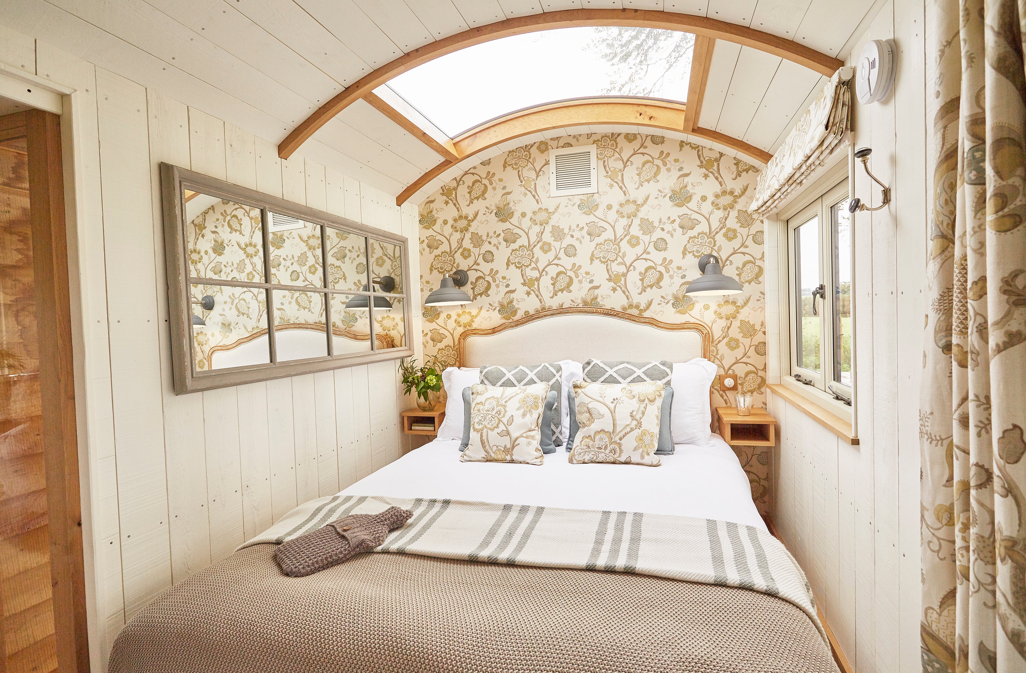 Stargaze to your heart’s content through the glass roof of this homey hut