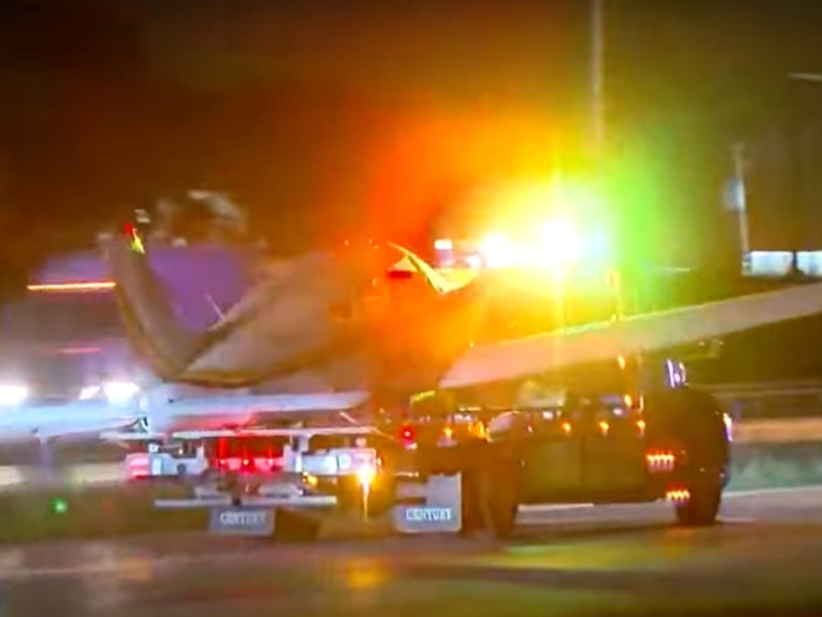 ‘Intoxicated’ pilot lands on highway after plane runs out of fuel The