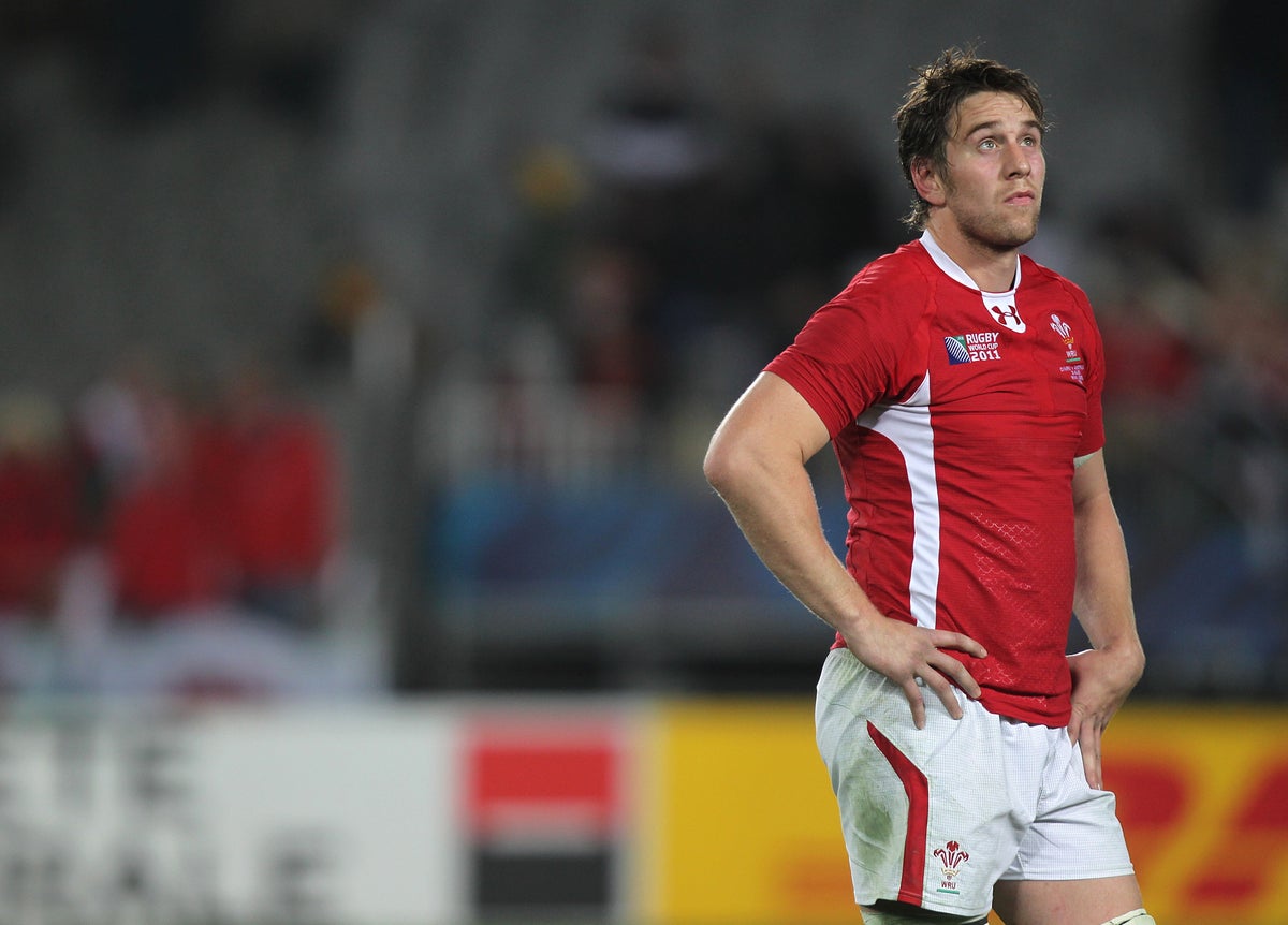 ‘My world is falling apart’: Ex-Wales captain Ryan Jones diagnosed with dementia