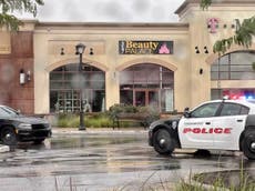 Shooting at Indiana shopping mall leaves four dead including gunman