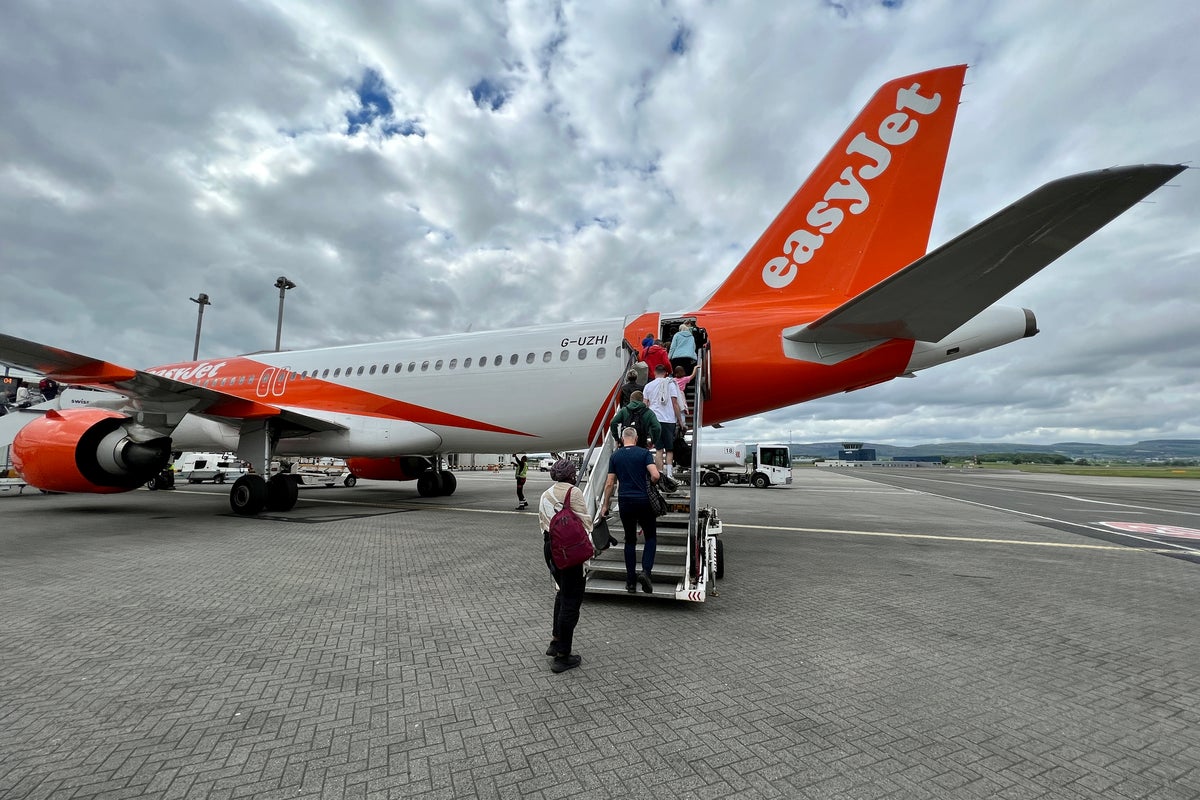 Warning airport staff strike could ‘ground planes and passengers’